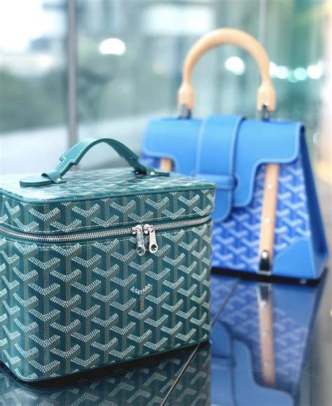 goyard vanity muse price|goyard muse bag.